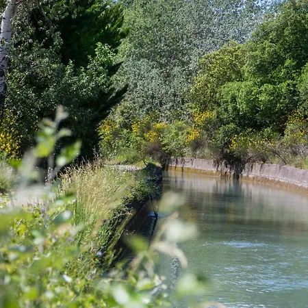 El Sama-in , Piscine Chauffee Nyaraló L'Isle-sur-la-Sorgue